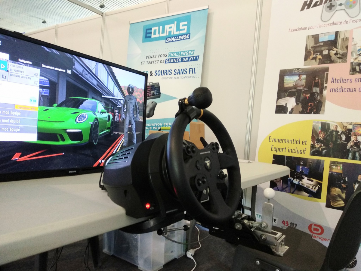 Adaptation Thrustmaster TX Racing Wheel sur Xbox One